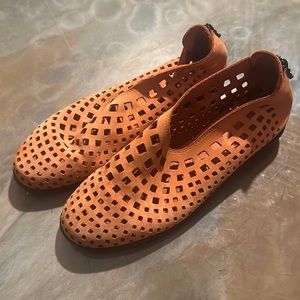 Arche leather zip up shoes, size 37
